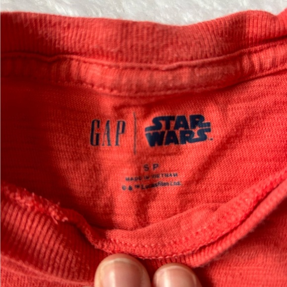 GAP kids Darth Vader sequins tshirt​ - Picture 3 of 5